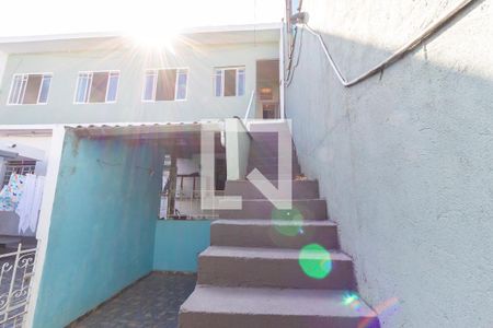 Casa para alugar com 60m², 2 quartos e sem vagaEscada