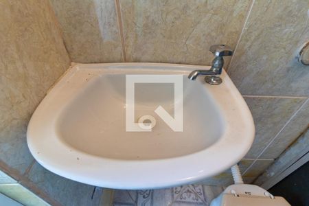 Casa para alugar com 60m², 2 quartos e sem vagaBanheiro - torneira