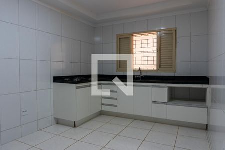 Cozinha de apartamento para alugar com 2 quartos, 128m² em Riacho Fundo Ii, Brasília