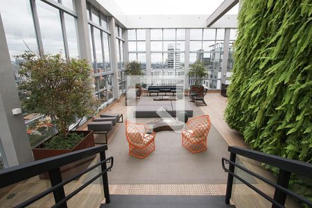 Studio à venda com 31m², 1 quarto e 1 vaga Studio à venda com 31m², 1 quarto e 1 vagaÁrea Comum - Solarium