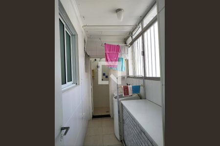 Apartamento para alugar com 137m², 3 quartos e 2 vagas Apartamento para alugar com 137m², 3 quartos e 2 vagasÁrea de Serviço