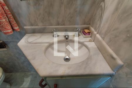 Apartamento para alugar com 63m², 3 quartos e 1 vaga Apartamento para alugar com 63m², 3 quartos e 1 vagaBanheiro da Suíte