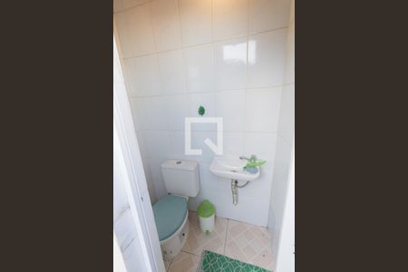 Casa de condomínio à venda com 168m², 4 quartos e 1 vaga Casa de condomínio à venda com 168m², 4 quartos e 1 vagaLavabo