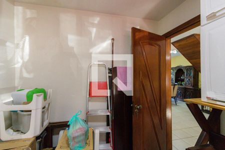 Casa de condomínio à venda com 168m², 4 quartos e 1 vaga Casa de condomínio à venda com 168m², 4 quartos e 1 vagaQuarto 1