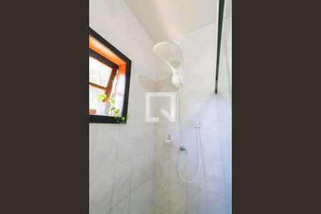 Casa de condomínio à venda com 168m², 4 quartos e 1 vaga Casa de condomínio à venda com 168m², 4 quartos e 1 vagaBanheiro da Suíte