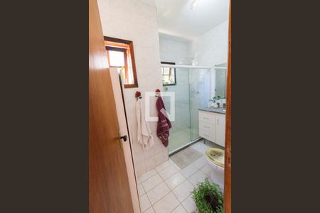 Casa de condomínio à venda com 168m², 4 quartos e 1 vaga Casa de condomínio à venda com 168m², 4 quartos e 1 vagaBanheiro da Suíte