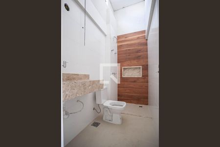 Casa à venda com 119m², 3 quartos e 1 vagaBanheiro social