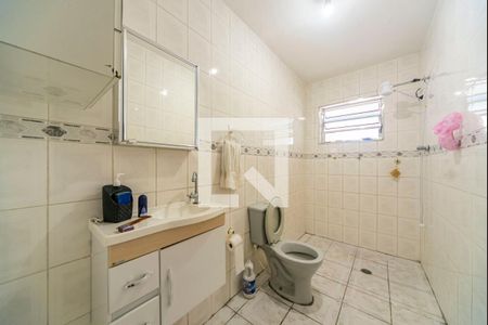 Banheiro 1 de casa à venda com 8 quartos, 500m² em Vila Mazzei, Santo André