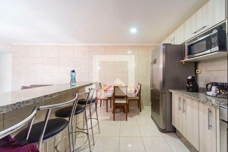 Casa à venda com 500m², 8 quartos e 4 vagasCozinha casa 3