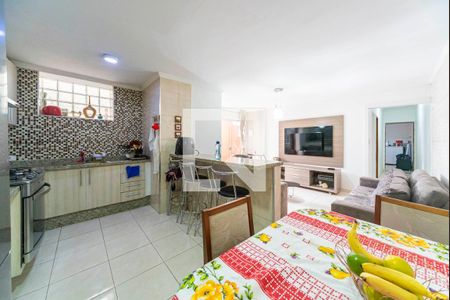 Casa à venda com 500m², 8 quartos e 4 vagasCozinha casa 3