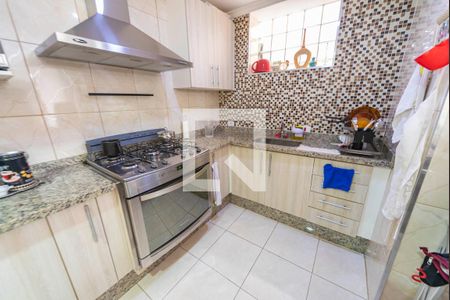 Casa à venda com 500m², 8 quartos e 4 vagasCozinha casa 3