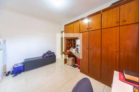 Casa à venda com 500m², 8 quartos e 4 vagasQuarto 2 casa 3