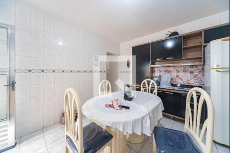 Casa à venda com 500m², 8 quartos e 4 vagasCozinha 