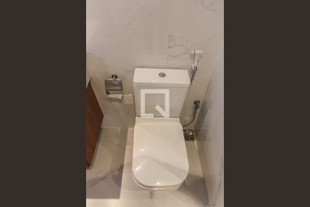 Suíte 1 - Banheiro de casa de condomínio para alugar com 3 quartos, 240m² em Vargem Grande, Rio de Janeiro