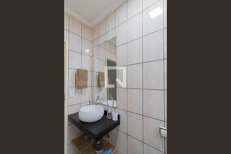 Casa para alugar com 175m², 3 quartos e 1 vaga Casa para alugar com 175m², 3 quartos e 1 vagaBanheiro