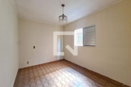 Casa para alugar com 174m², 5 quartos e 1 vagaSuíte (casa da frente)