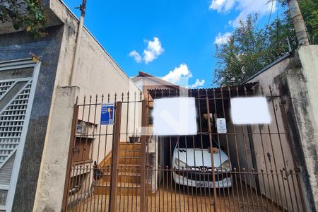 Casa para alugar com 174m², 5 quartos e 1 vagaFachada
