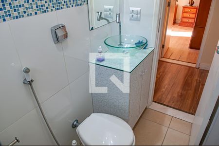 Apartamento à venda com 87m², 2 quartos e 1 vaga Apartamento à venda com 87m², 2 quartos e 1 vagabanheiro social