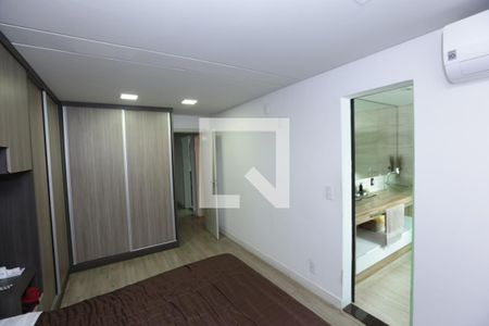 Casa à venda com 330m², 3 quartos e 1 vagaQuarto 3 - Suíte