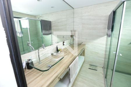 Casa à venda com 330m², 3 quartos e 1 vagabanheiro suite