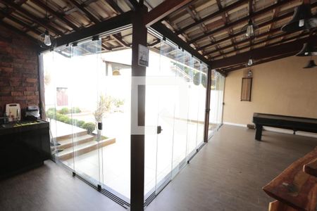 Casa à venda com 330m², 3 quartos e 1 vagaarea de lazer