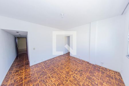 Apartamento para alugar com 84m², 3 quartos e 1 vagaSala