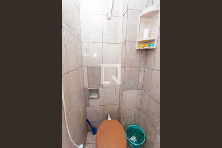 Casa à venda com 220m², 3 quartos e 2 vagasBanheiro de serviço