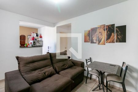 Sala de apartamento à venda com 2 quartos, 52m² em Califórnia, Belo Horizonte