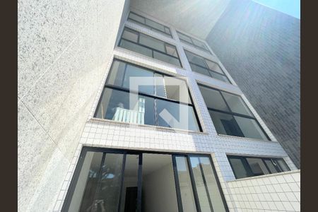 Apartamento à venda com 167m², 3 quartos e 3 vagasFachada