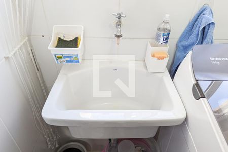 Apartamento à venda com 64m², 3 quartos e 2 vagas Apartamento à venda com 64m², 3 quartos e 2 vagasÁrea de serviço