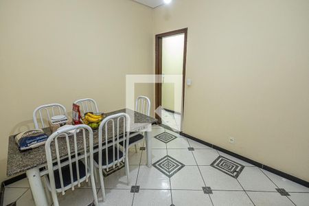 Casa para alugar com 230m², 3 quartos e 15 vagasCopa