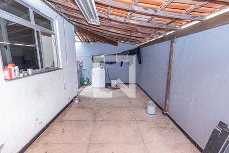 Casa para alugar com 230m², 3 quartos e 15 vagasÁrea de serviço