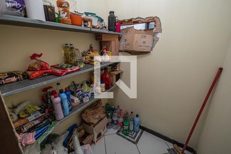 Casa para alugar com 230m², 3 quartos e 15 vagasDispensa