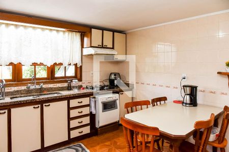 Casa à venda com 297m², 4 quartos e 2 vagasCozinha