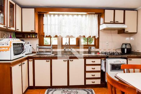 Casa à venda com 297m², 4 quartos e 2 vagasCozinha