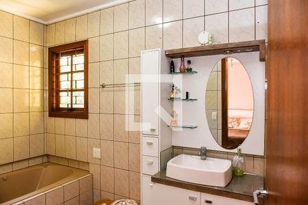 Casa à venda com 297m², 4 quartos e 2 vagasBanheiro da Suíte