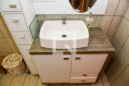 Casa à venda com 297m², 4 quartos e 2 vagasBanheiro da Suíte