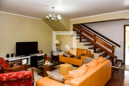 Sala 1 de casa para alugar com 4 quartos, 297m² em Rubem Berta, Porto Alegre