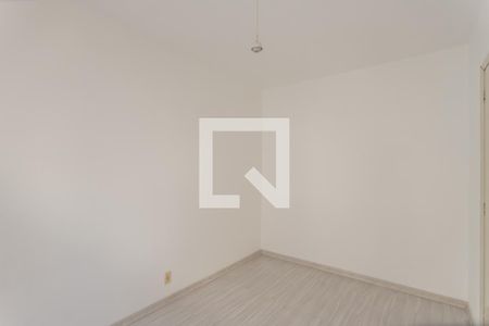 Quarto de apartamento à venda com 1 quarto, 46m² em Passo D’areia, Porto Alegre
