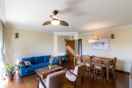 Sala de apartamento para alugar com 3 quartos, 140m² em Cambuí, Campinas