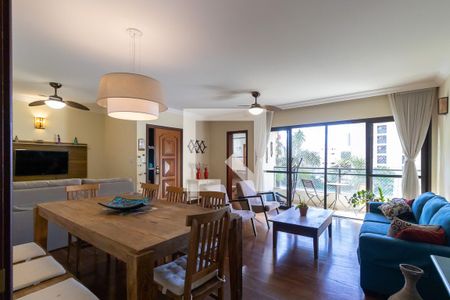 Apartamento para alugar com 3 quartos, 140m² em Cambuí, Campinas
