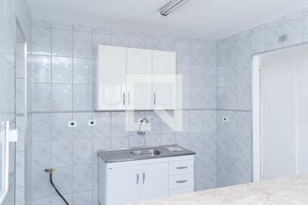 Cozinha de apartamento para alugar com 3 quartos, 60m² em Jardim Flor da Montanha, Guarulhos