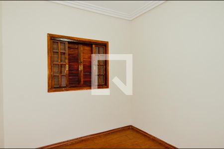 Quarto 2 de casa à venda com 3 quartos, 157m² em Vila Barros, Guarulhos