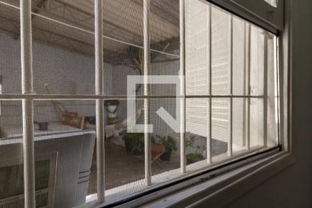 Casa à venda com 75m², 2 quartos e 2 vagas Casa à venda com 75m², 2 quartos e 2 vagasVista do Quarto 2