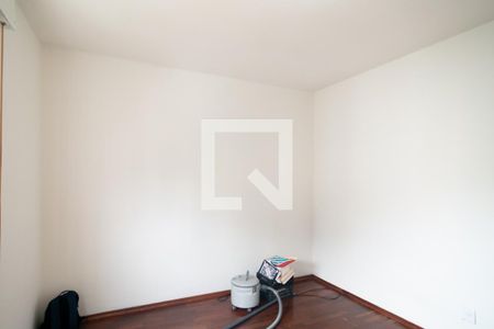 Apartamento para alugar com 120m², 3 quartos e 1 vaga Apartamento para alugar com 120m², 3 quartos e 1 vagaQuarto