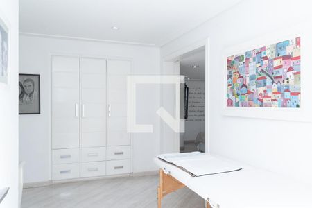Apartamento à venda com 302m², 3 quartos e 4 vagas Apartamento à venda com 302m², 3 quartos e 4 vagasSala da Suíte