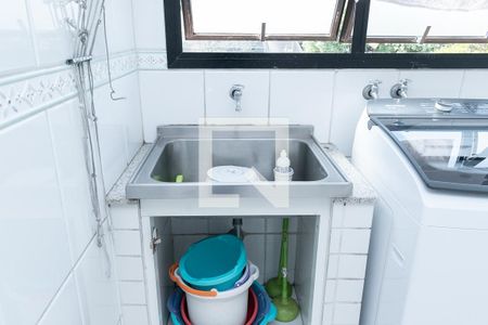 Apartamento à venda com 302m², 3 quartos e 4 vagas Apartamento à venda com 302m², 3 quartos e 4 vagasLavanderia