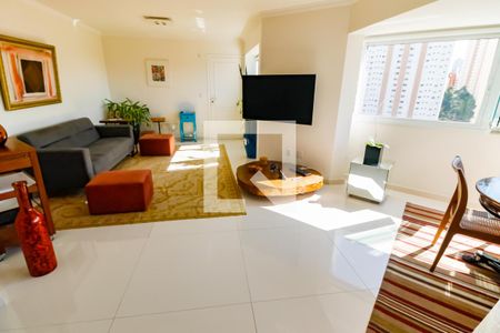 Apartamento para alugar com 117m², 3 quartos e 2 vagas Apartamento para alugar com 117m², 3 quartos e 2 vagasSala