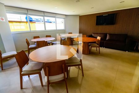 Apartamento para alugar com 117m², 3 quartos e 2 vagas Apartamento para alugar com 117m², 3 quartos e 2 vagasÁrea comum - Salão de festas