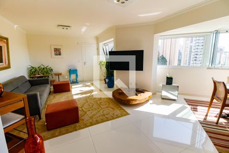 Apartamento para alugar com 117m², 3 quartos e 2 vagas Apartamento para alugar com 117m², 3 quartos e 2 vagasSala
